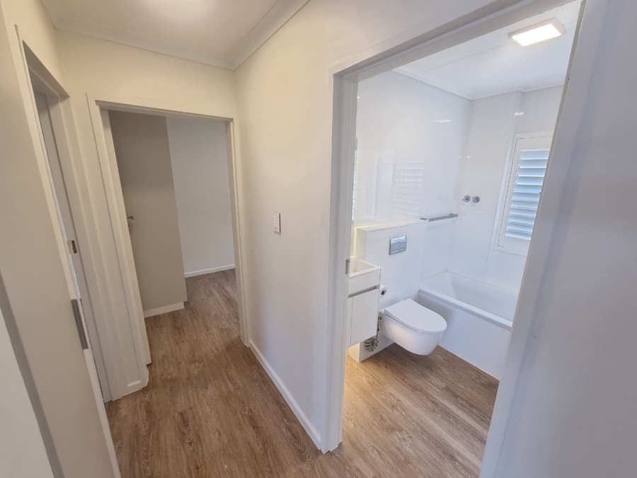 To Let 2 Bedroom Property for Rent in Big Bay Western Cape